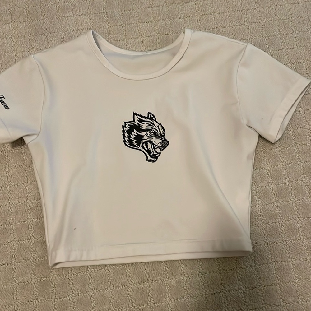 darcsport cropped shirt